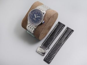 Breitling-Navitimer-1-with-Black-Strap-1024x767