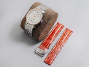 Breitling-Navitimer-1-with-Orange-Strap-1024x767