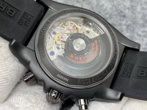 Breitling-Raven-Crystal-Back