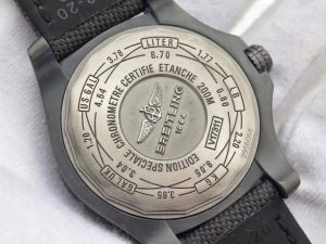 Replica-Breitling-Avenger-BlackBird-Case-Back-768x576