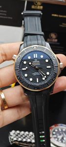 Omega-Seamaster-300-Two-Tone-Replica-461x1024