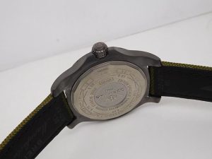 Replica-Breitling-Avenger-Blackbird-Crown