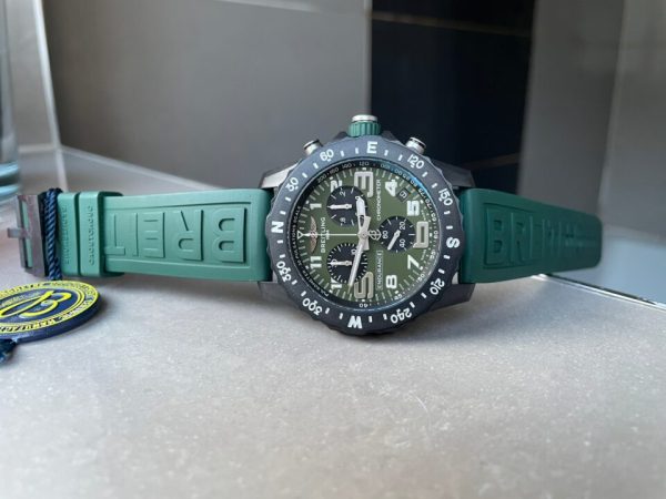 Replica Breitling Endurance pro OGF 44mm Army green dial green Rubber Strap quartz movement - Image 3