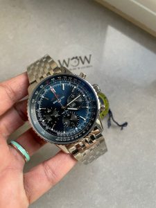 25ee0497-dc0a-4824-91c9-0dd3a5e0c927-960x1280-1.jpg